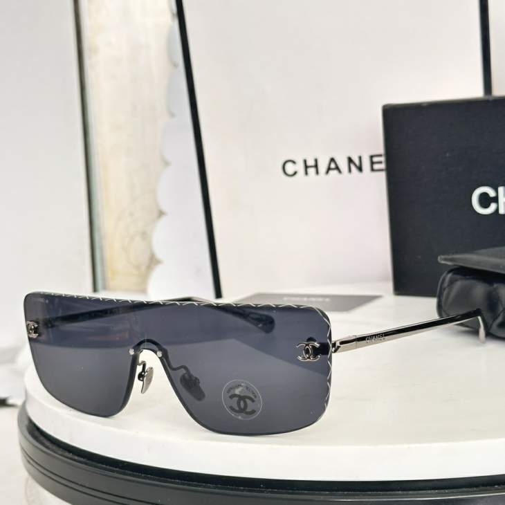 Picture of Chanel Sunglasses _SKUfw77169325fw